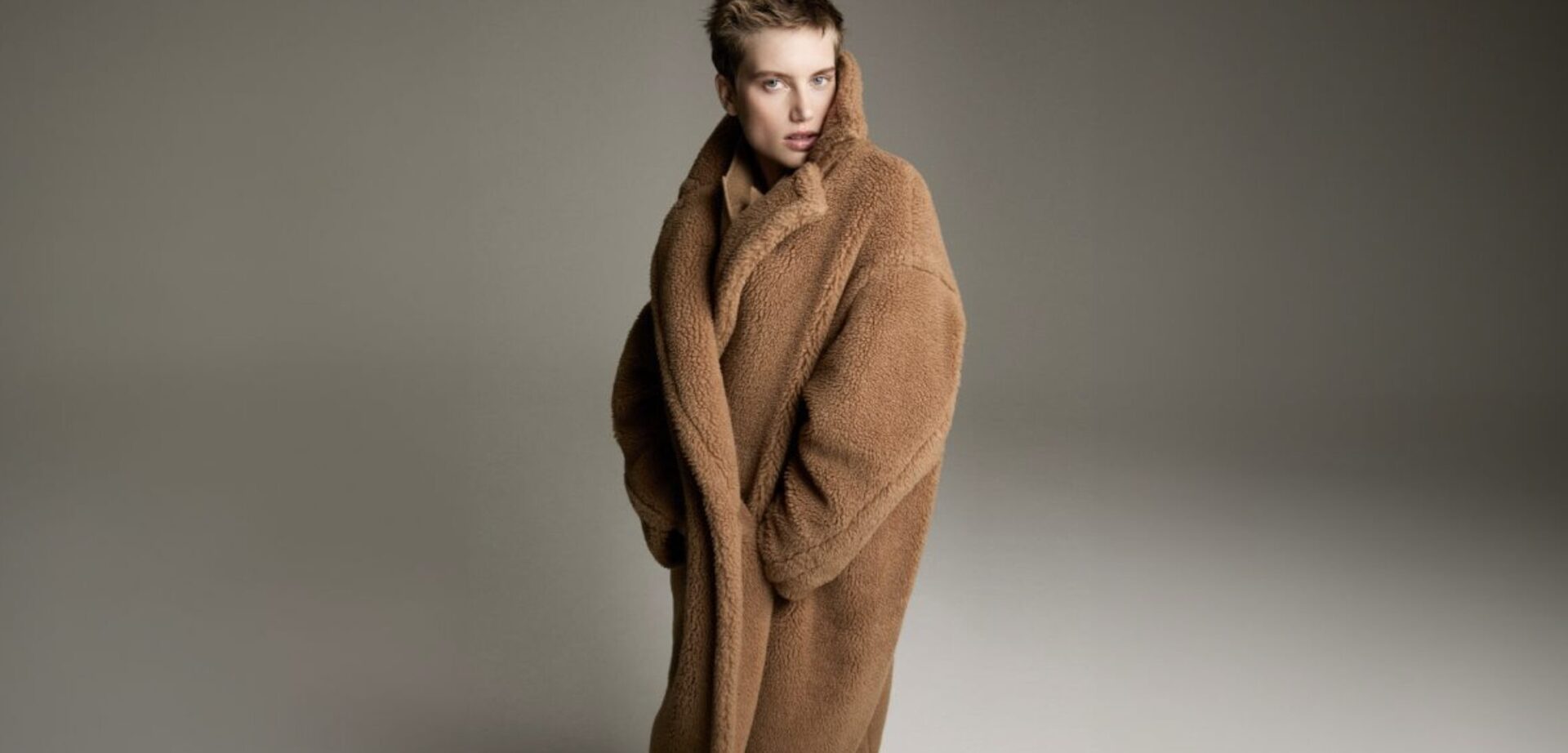 滝沢眞規子のマックスマーラ秋冬コーデ術と定番アイテムを紹介 